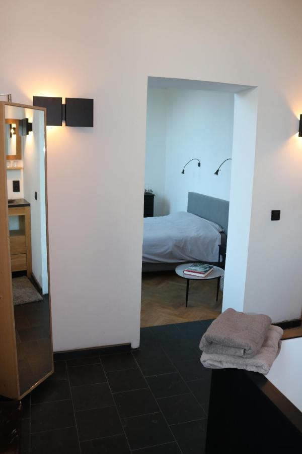 Peter House Acomodação com café da manhã Nivelles Exterior foto